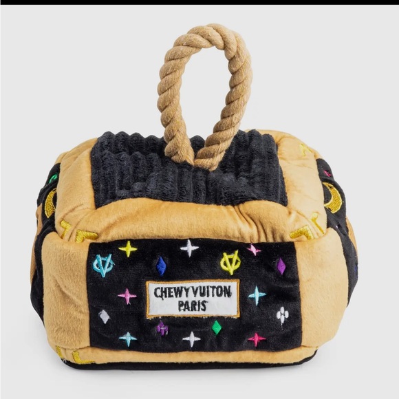 Black monogram trunk dog toy - Picture 2 of 5